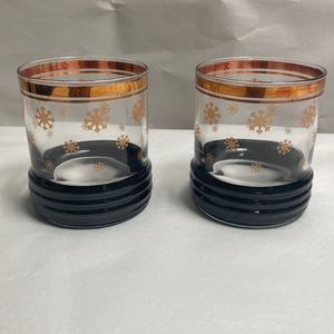 Set of 2 MCM Snowflake Glasses. Gold w/ Ribbed Black Base Whiskey Bourbon